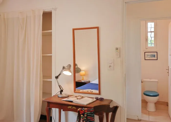 Maison De La *